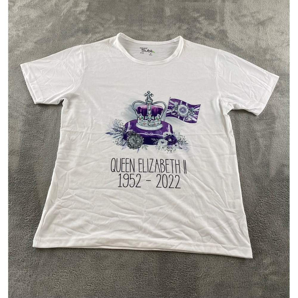 Xpres Subli Queen Elizabeth II Memorial T-Shirt White Crown Graphic Size M 12/14